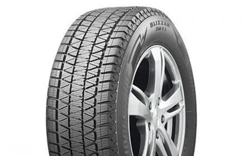 Blizzak DM-V3 215/60R17 Lamell maasturile